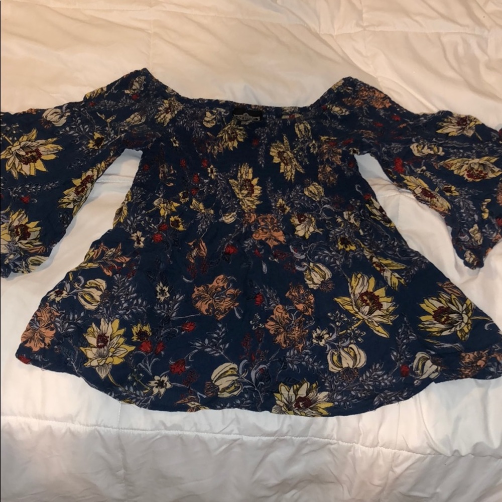 Floral top